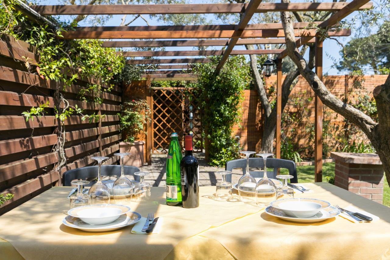 Country Apartments Castel di Decima Exterior photo